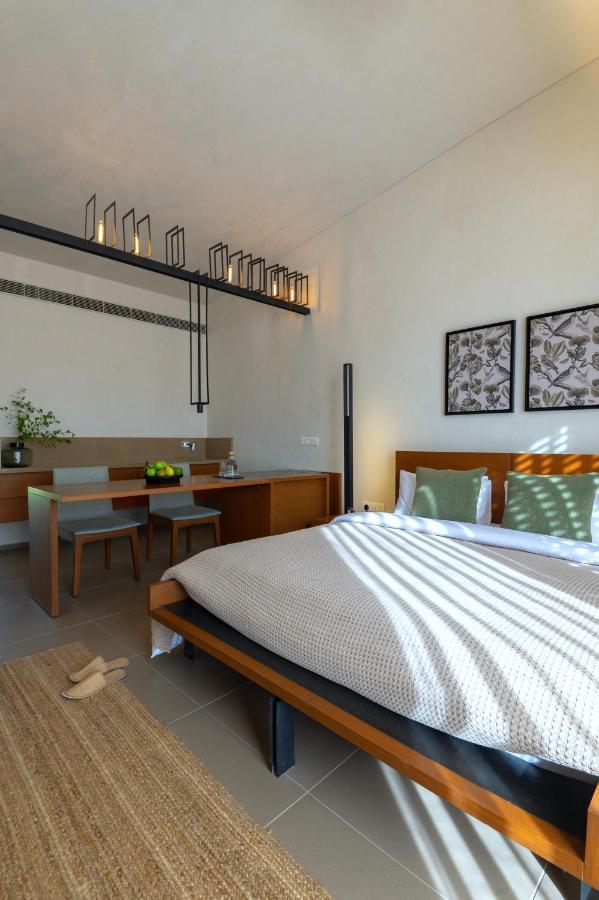 Life At Repose- Lake Villas Resort & Club Chor Warodra Exteriér fotografie